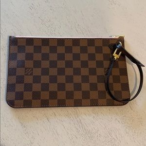Louis Vuitton Damier Ebene Pouch/Clutch